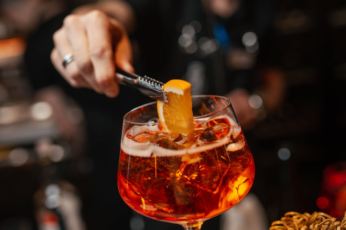 Come fare lo Spritz senza soda: 3 valide alternative dal gusto frizzante