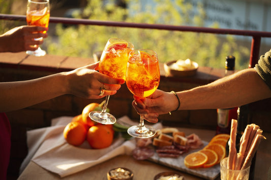 Come fare lo Spritz in casa: il segreto per un drink come al bar