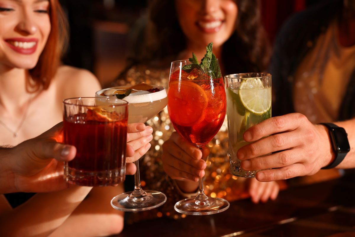 What to Drink After Dinner? 5 Cocktail Options for a Perfect Ending ...